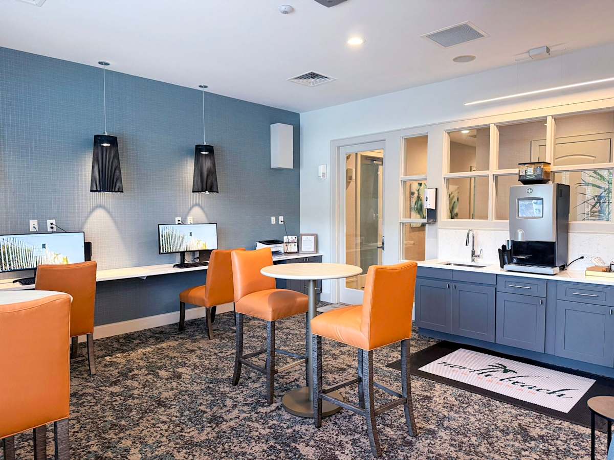 North Beach on Kernan Apartments cyber cafe and coffee bar - Jacksonville, FL