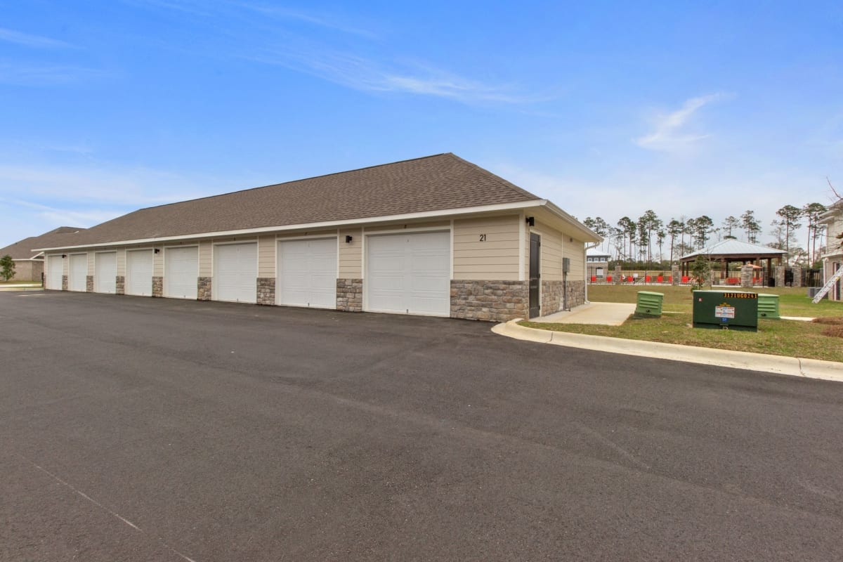 Lakeside at Southwood garage building exterior - Tallahassee, FL