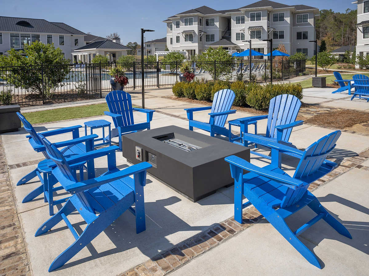 Greystone Pointe Columbus courtyard seating near fire pit - Columbus, GA