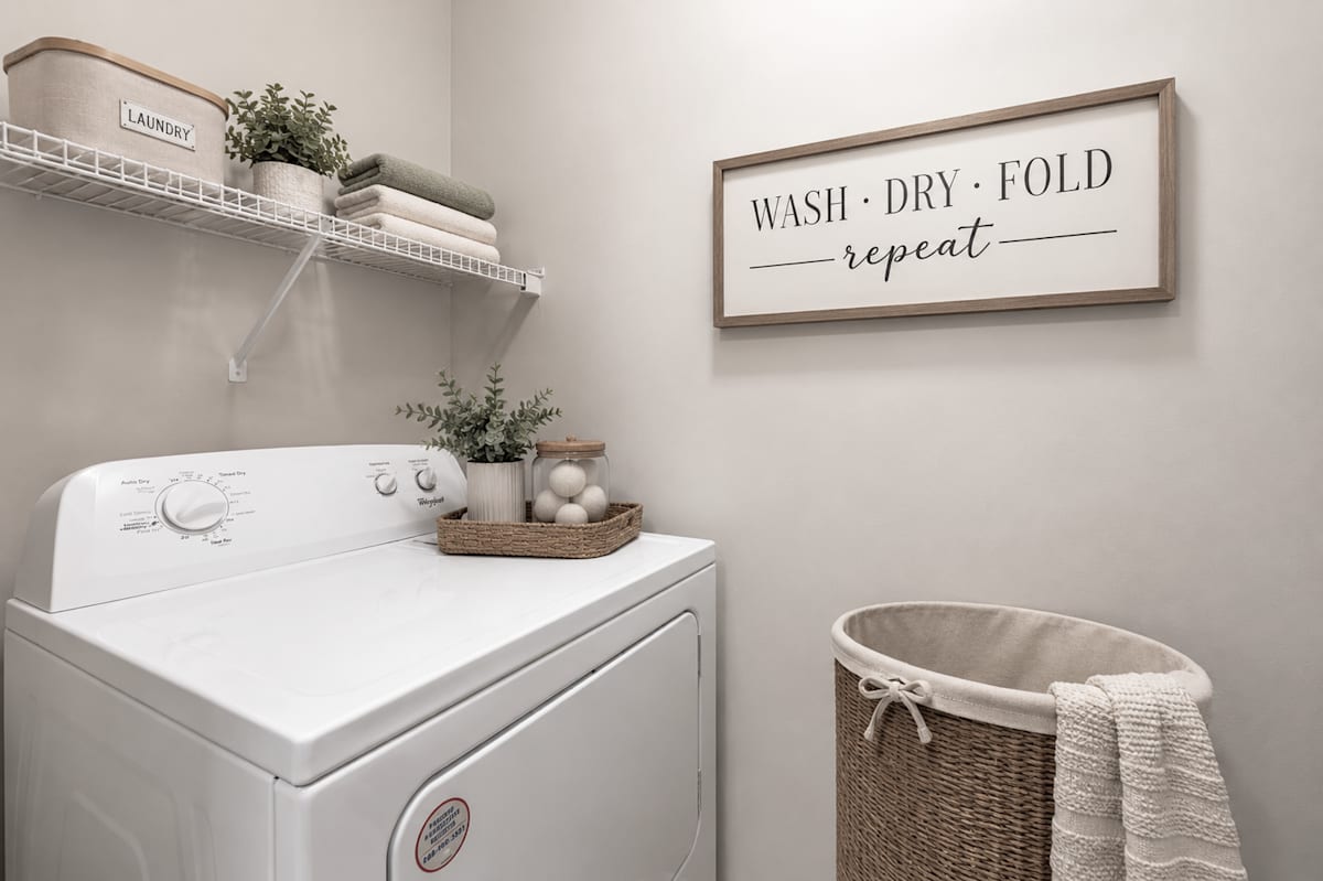 Alexander Crossing Apartments & Townhomes laundry area - Loganville, GA