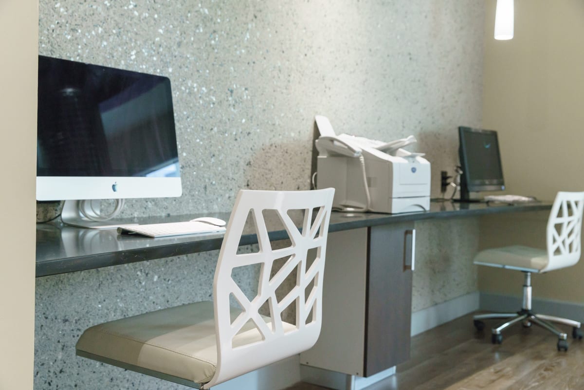 The Retreat at Sawgrass Village tech lounge workspace - Sunrise, FL