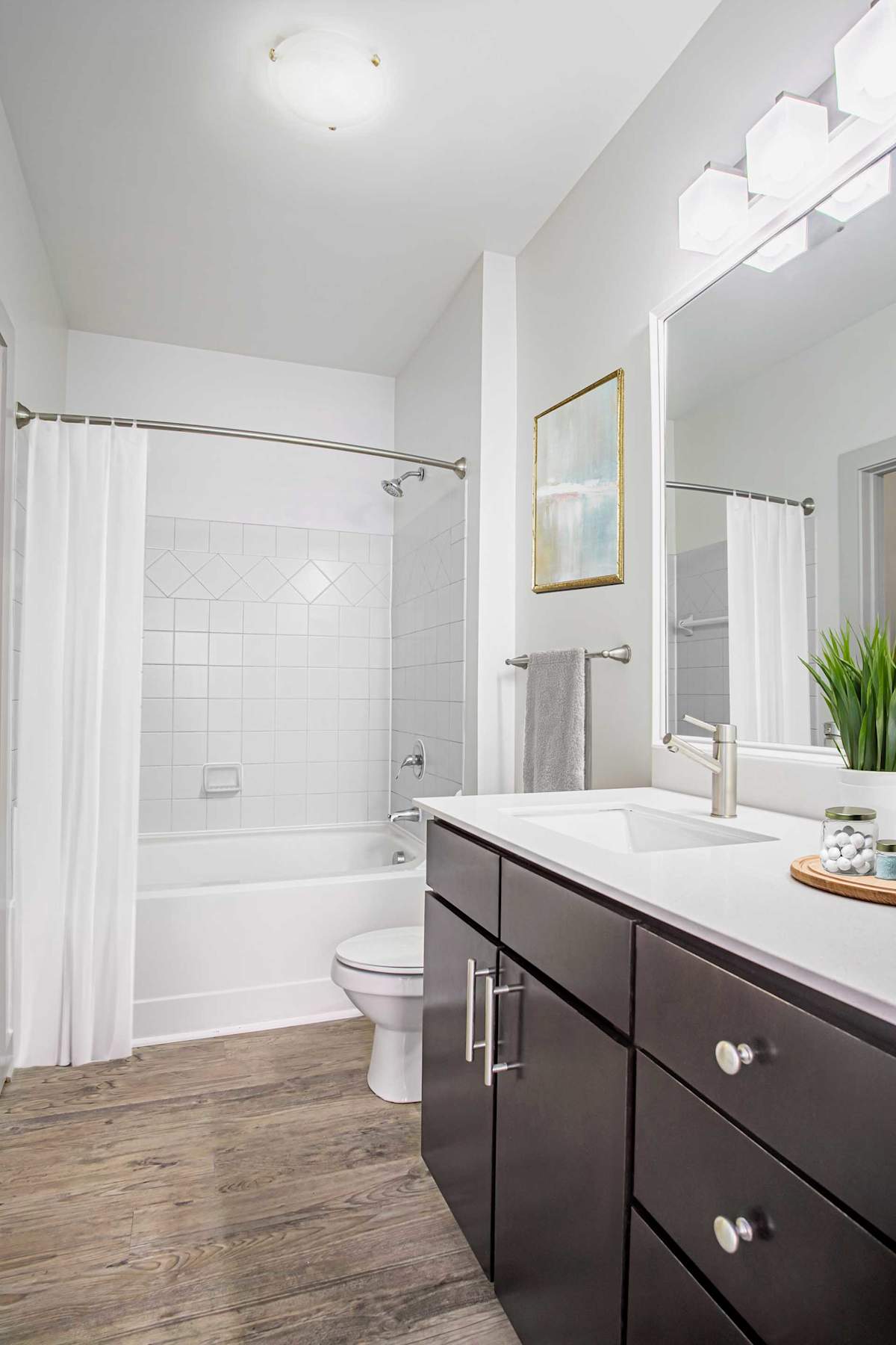 Gramercy Square at Ayrsley bathroom interior - Charlotte, NC
