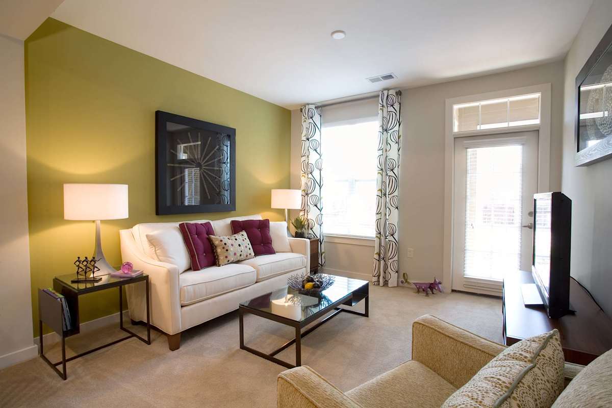 Gramercy Square at Ayrsley living area with large windows - Charlotte, NC