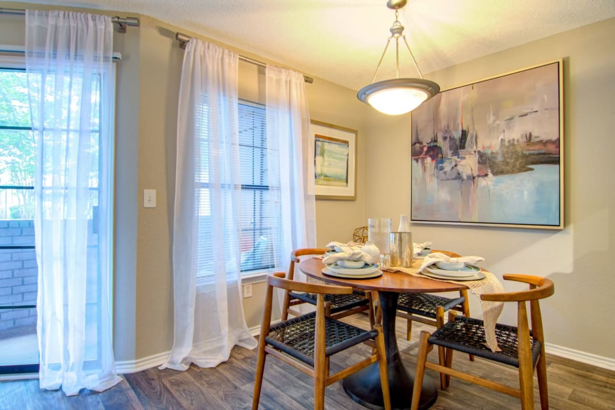 Barrington Hills Apartments dining room - Peachtree Corners, GA