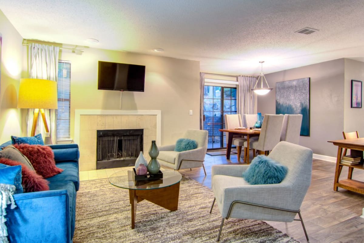 Barrington Hills Apartments living room view - Peachtree Corners, GA