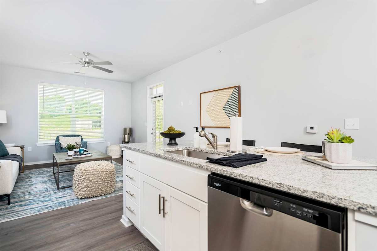 The Retreat Apartments kitchen with dishwasher - Wyoming, MI