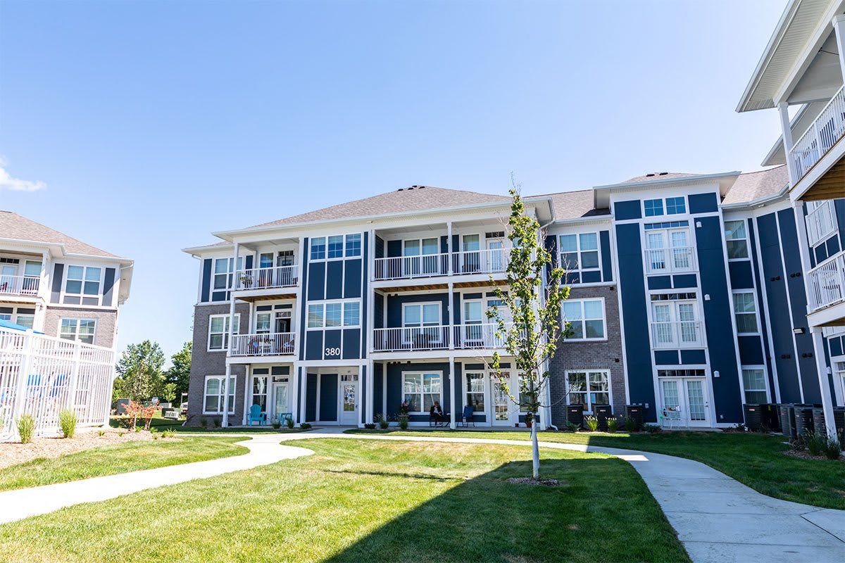 Elevation apartment buildings and landscaping - Alexandria, KY