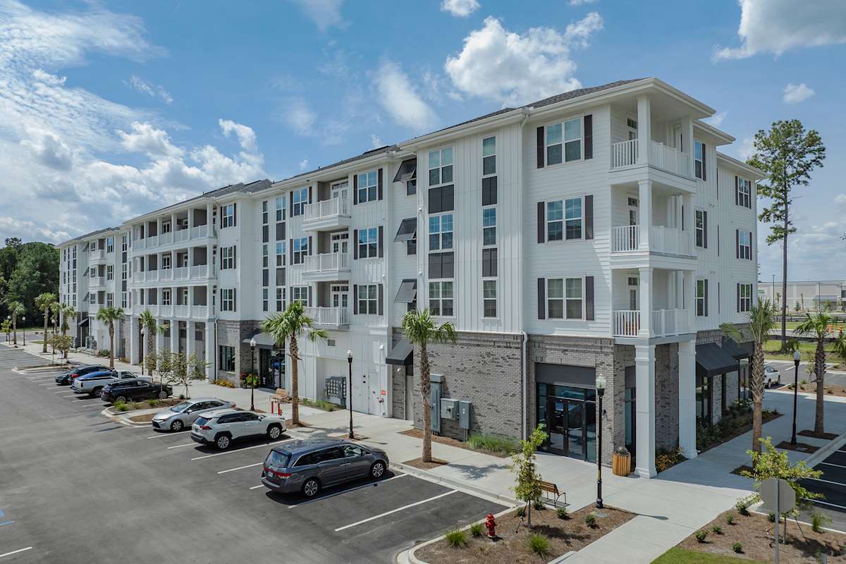 The Village at Carnes Crossroads apartment building exterior - Summerville, SC