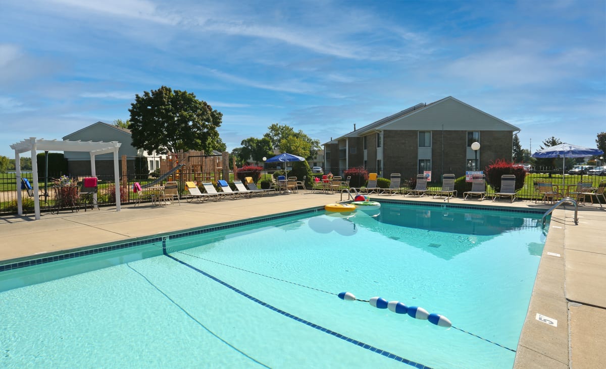 Waters Landing Apartments outdoor pool and sundeck - Saginaw, MI
