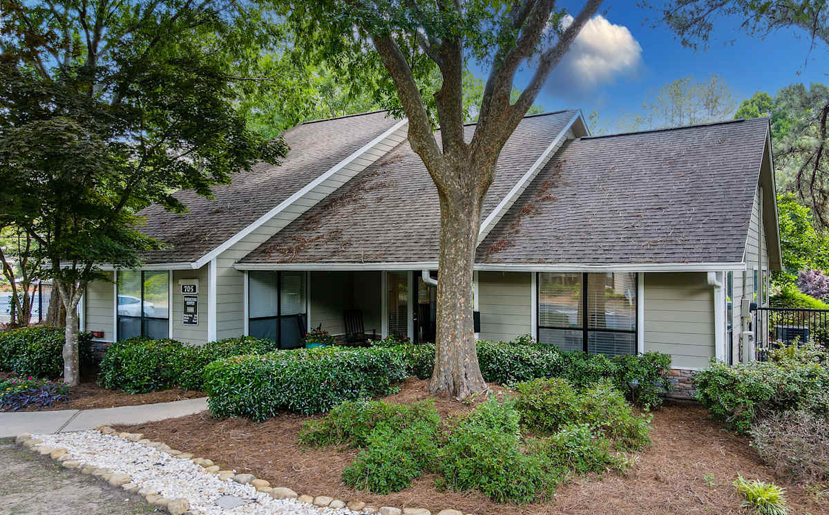 Augusta Commons Apartments exterior building view - Marietta, GA