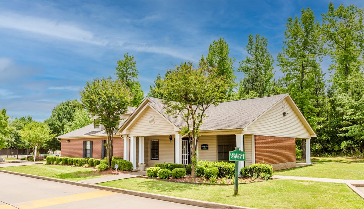 Revive Benton Apartments exterior building photo - Benton, AR