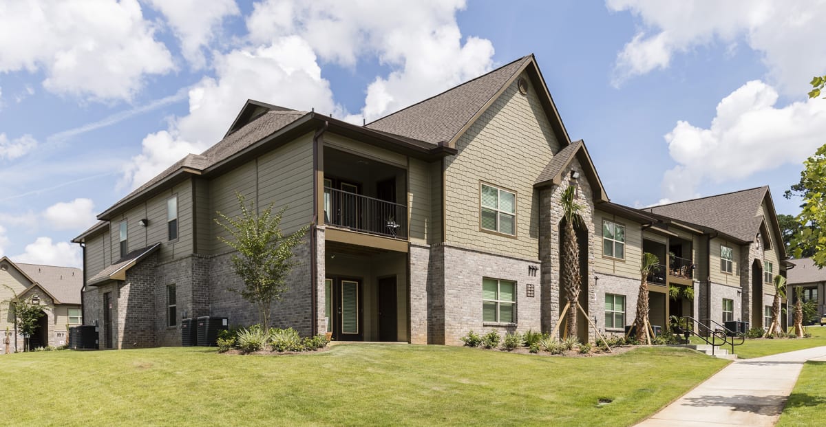 Photos and Video of Grove Park Apartments in Tallahassee, FL