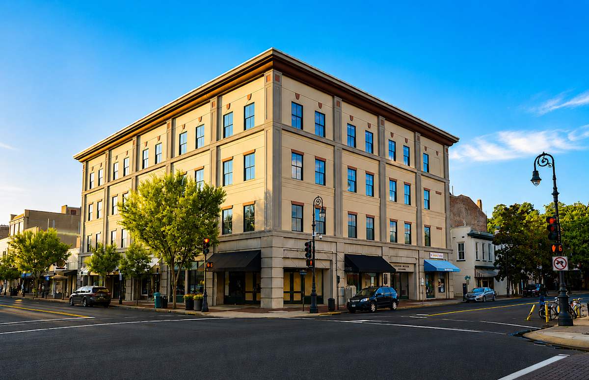 Capital Bull Apartments exterior building on street corner - Savannah, GA