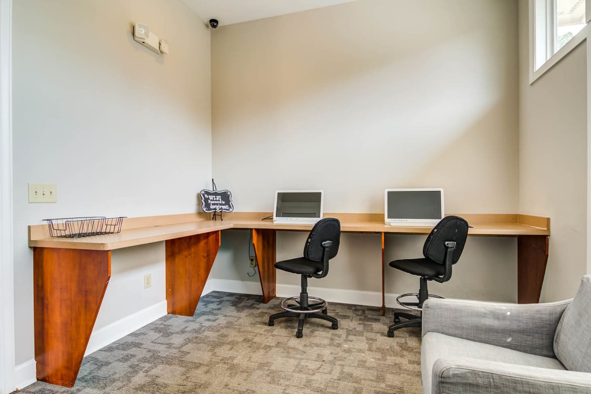 Regency Park Apartments business center - East Point, GA