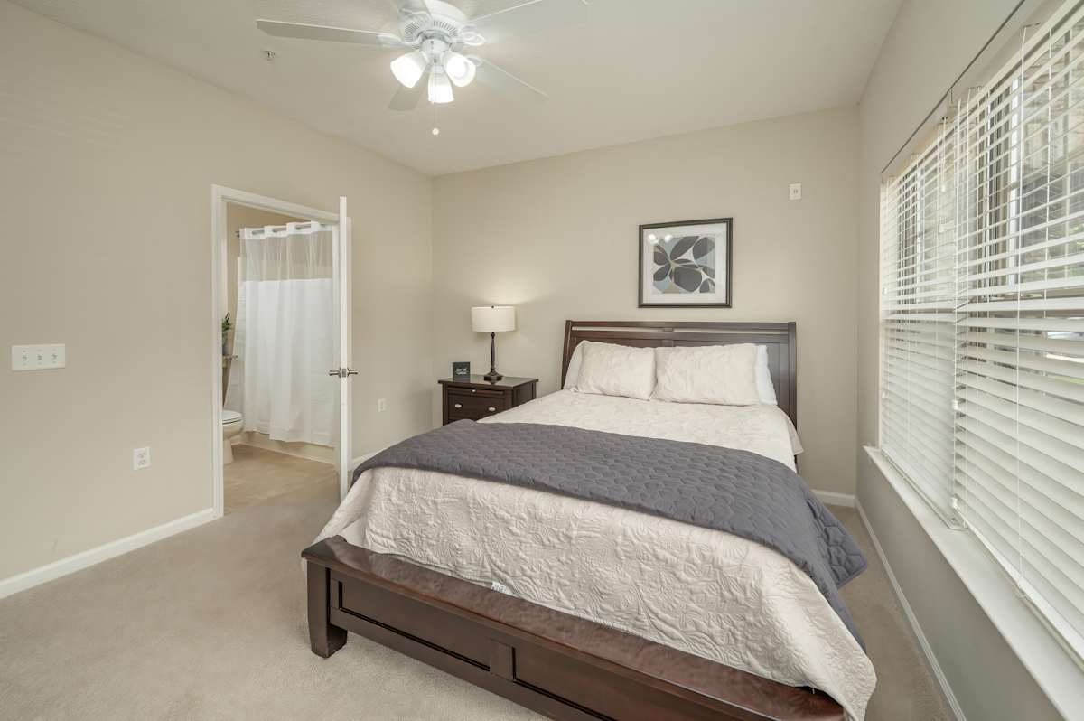 Greystone Summit Knoxville bedroom interior - Knoxville, TN