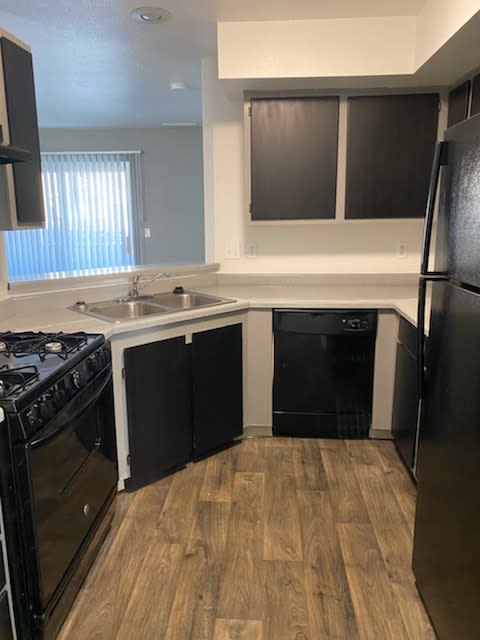 Prairie View Apartments kitchen photo - Cheyenne, WY