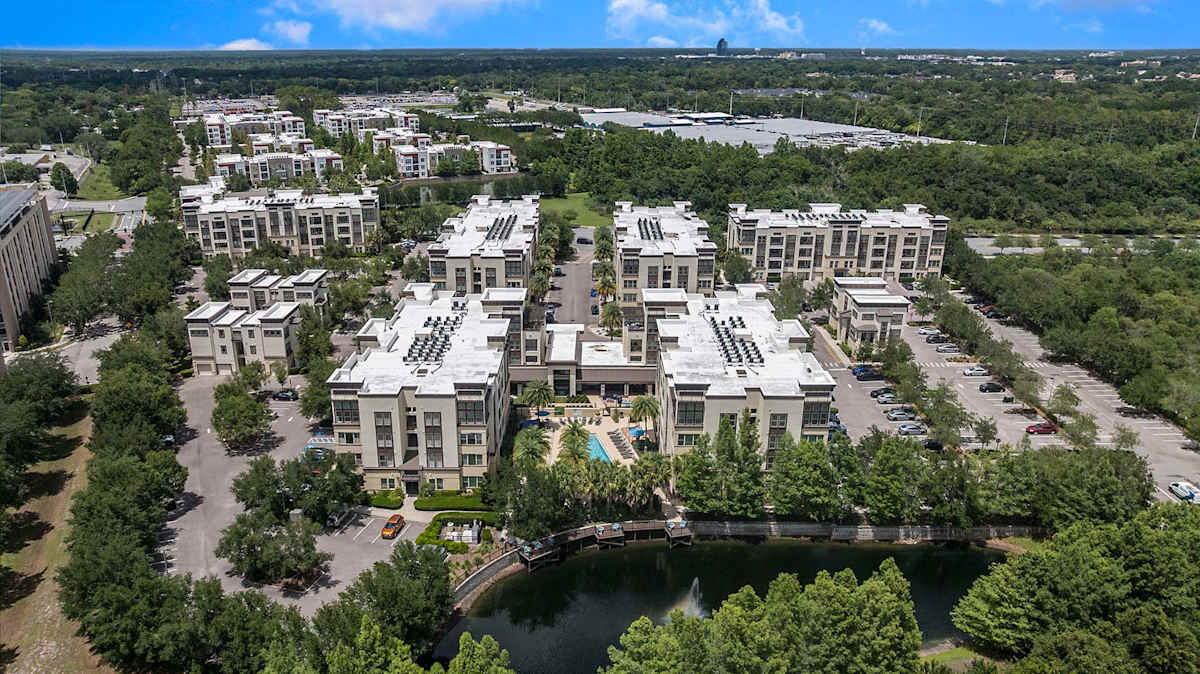 Nine12 Gateway Apartments aerial view with lake - Altamonte Springs, FL