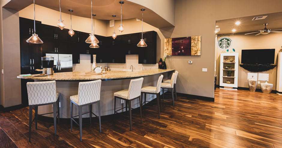 Verandas at Alamo Ranch community kitchen and dining area - San Antonio, TX