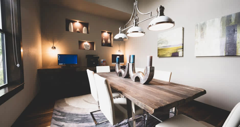 Verandas at Alamo Ranch community dining table seating - San Antonio, TX