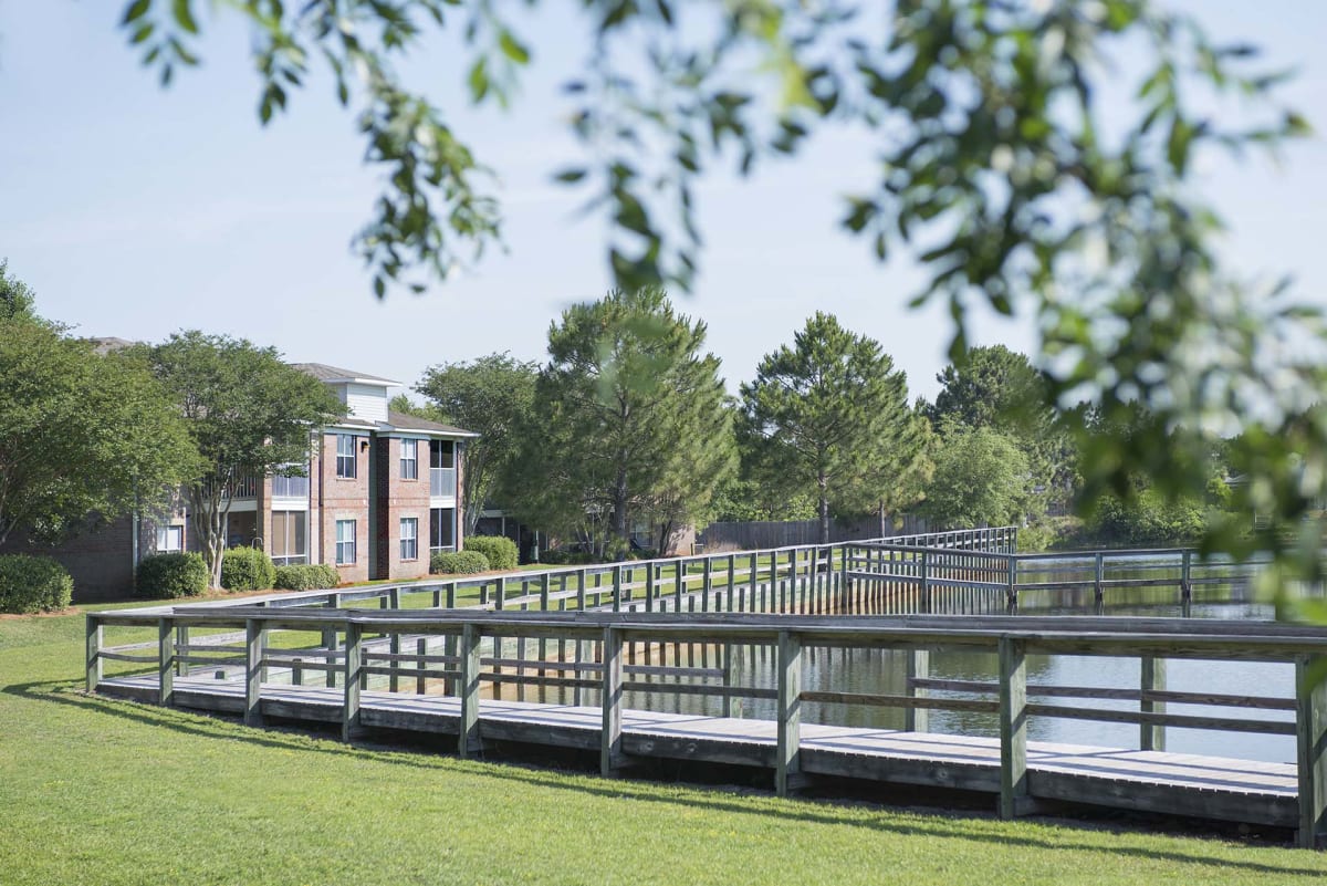 The Reserve Apartments exterior building view - Gulf Breeze, FL