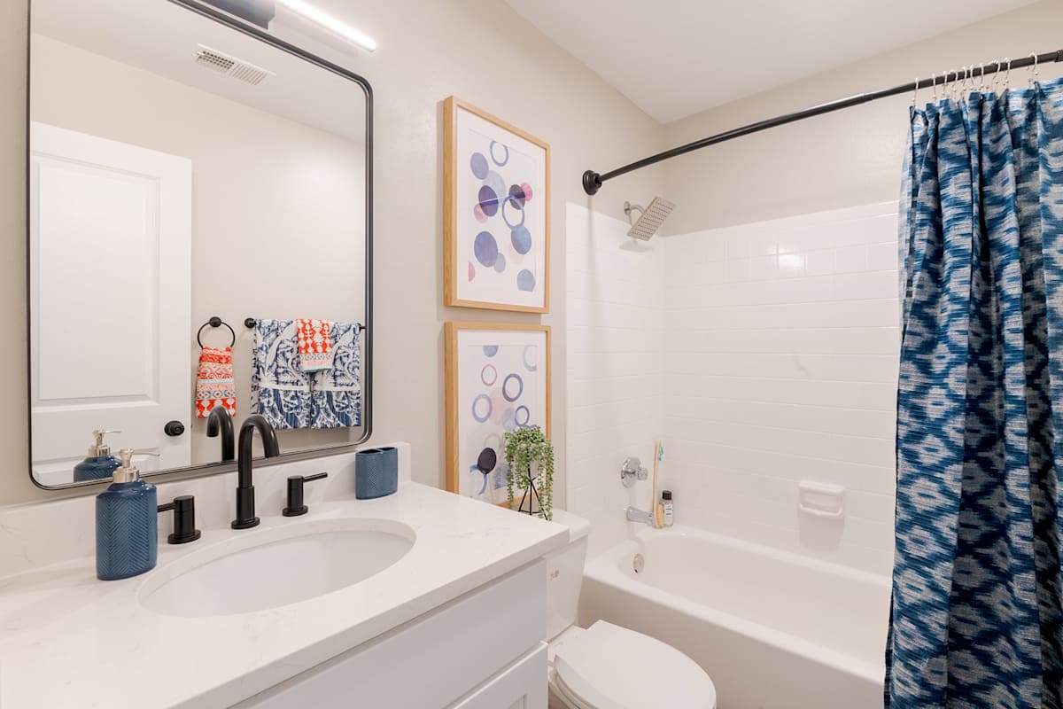 Saddle Ridge Apartments bathroom vanity - Ashburn, VA