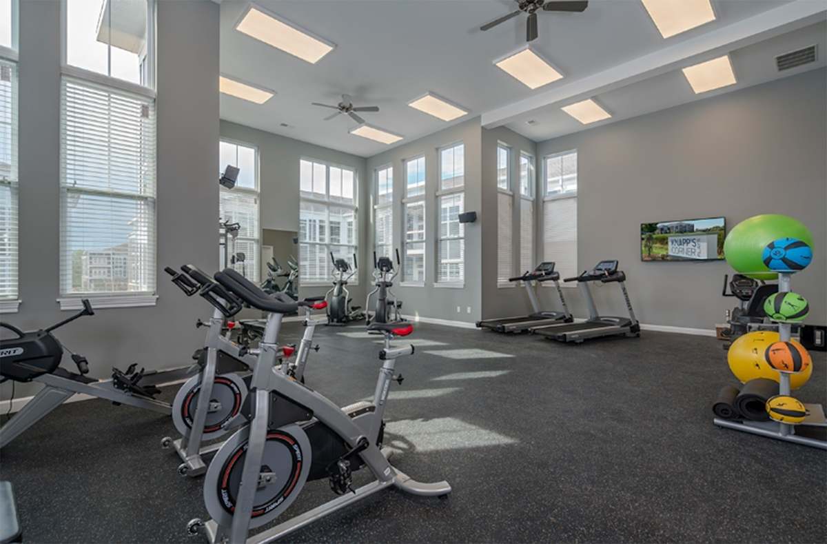 Knapp's Corner Flats fitness center - Grand Rapids, MI