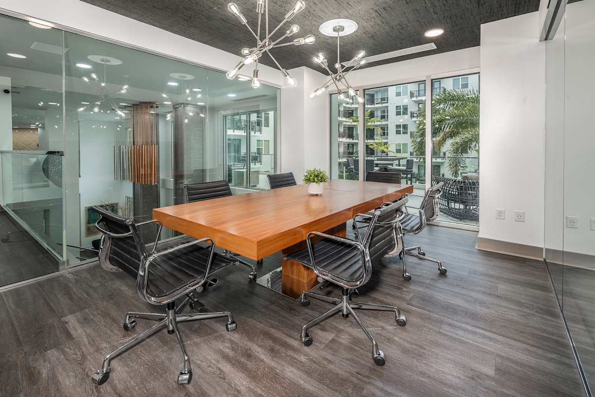 Society Westshore Apartments conference room - Tampa, FL