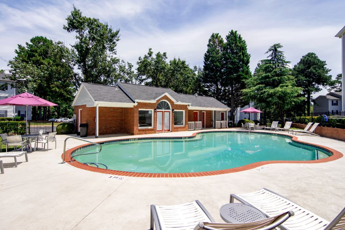 Sutter Lake Apartments pool area - Riverdale, GA