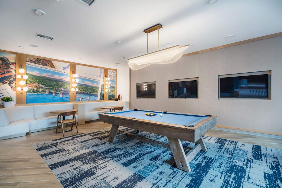 Populus Waterside game room with pool table - Chattanooga, TN
