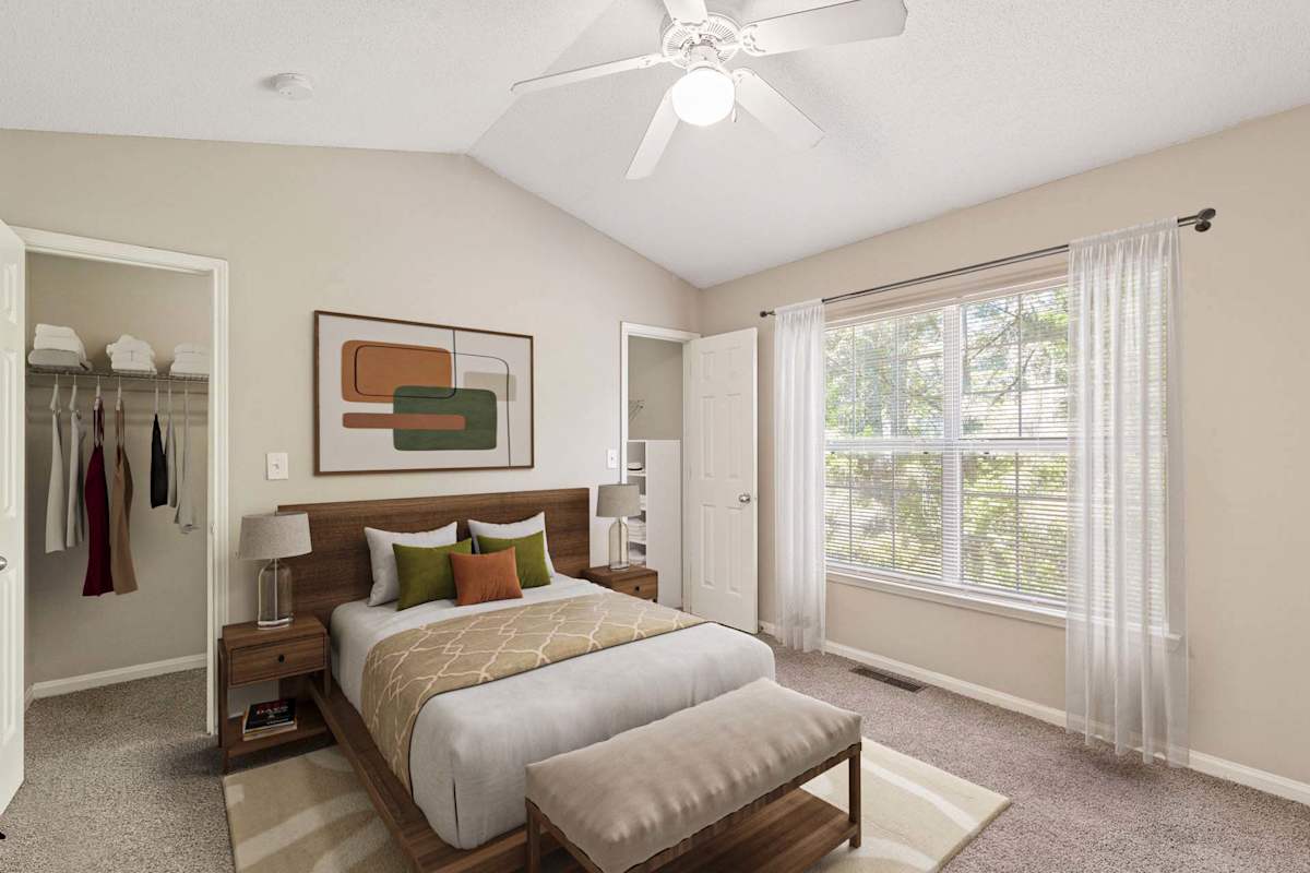 Alexander Crossing Apartments & Townhomes bedroom with closet - Loganville, GA