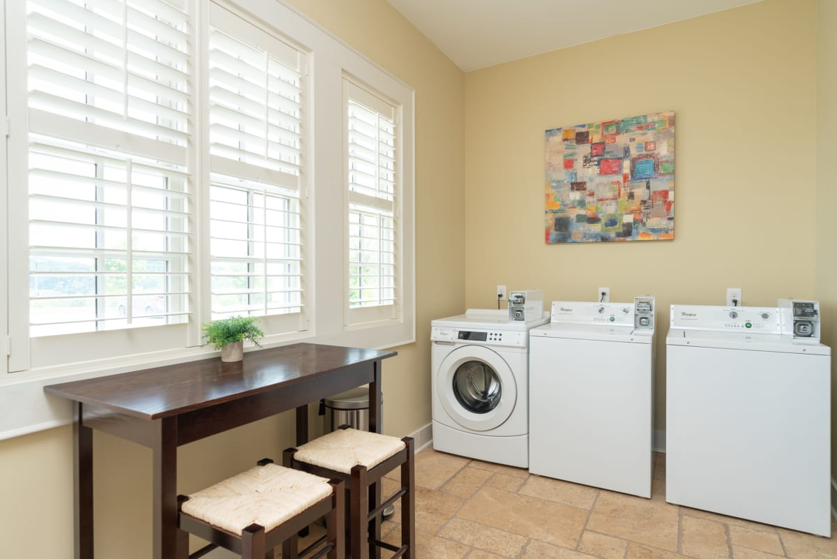Greystone Vista Apartment Homes community laundry facility - Knoxville, TN
