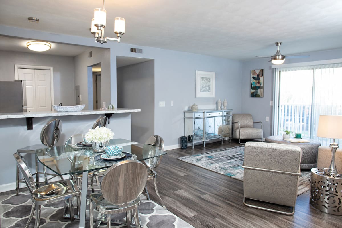 Photos and Video of Apartments for rent at Crabtree Crossing in