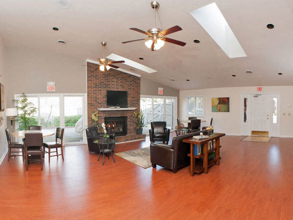 Photo and Video Gallery Valley Stream Apartments Maumee, OH