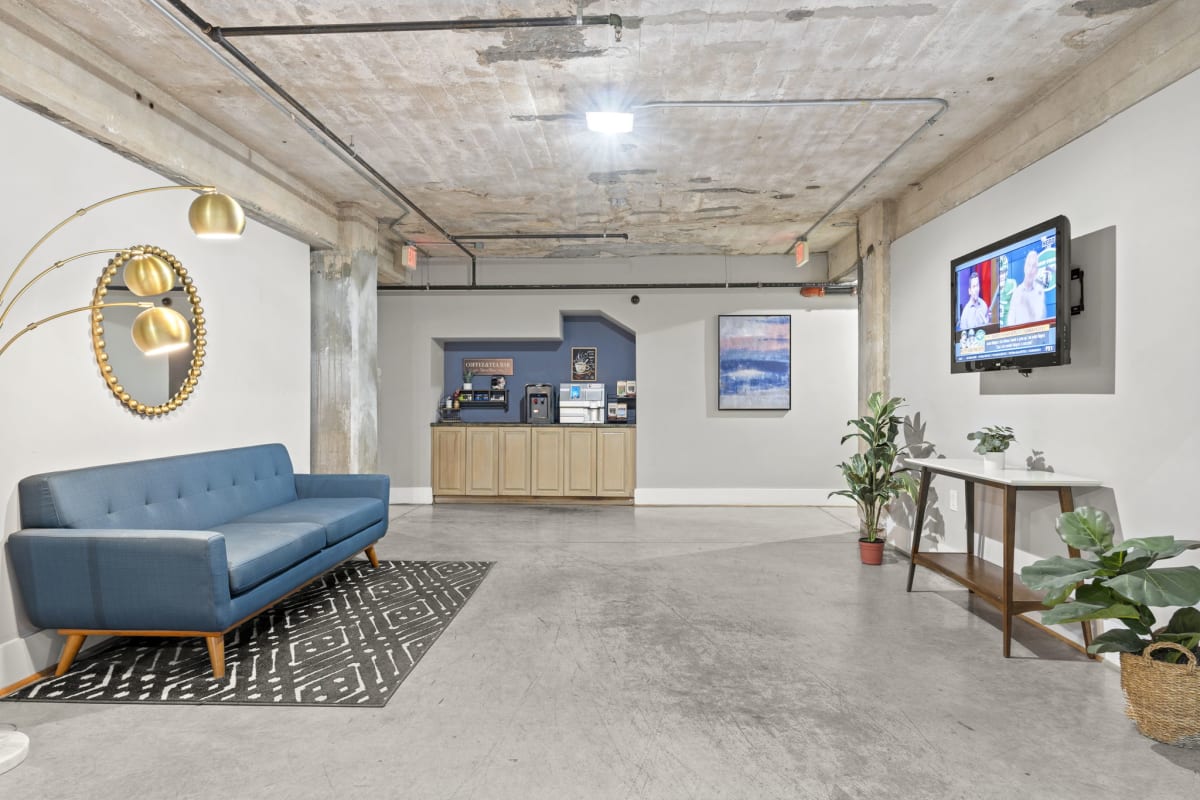 Photos and Video of Atrium Lofts at Cold Storage Apartments in Richmond, VA