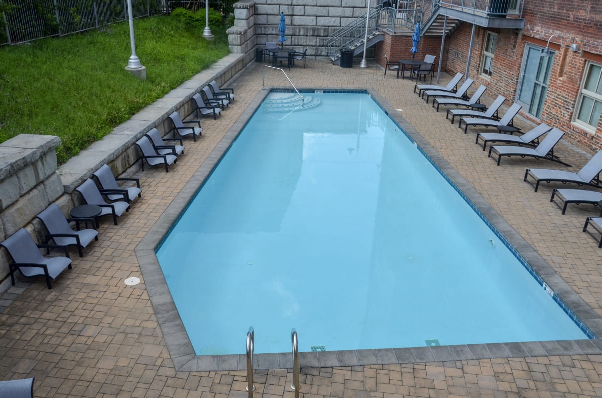 Photos and Video of Atrium Lofts at Cold Storage Apartments in Richmond, VA