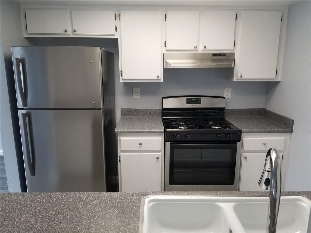 Photos and Video of Nova Pointe Apartments in Colton, CA