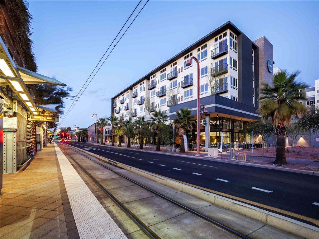 Building exterior at Circa Central Avenue.