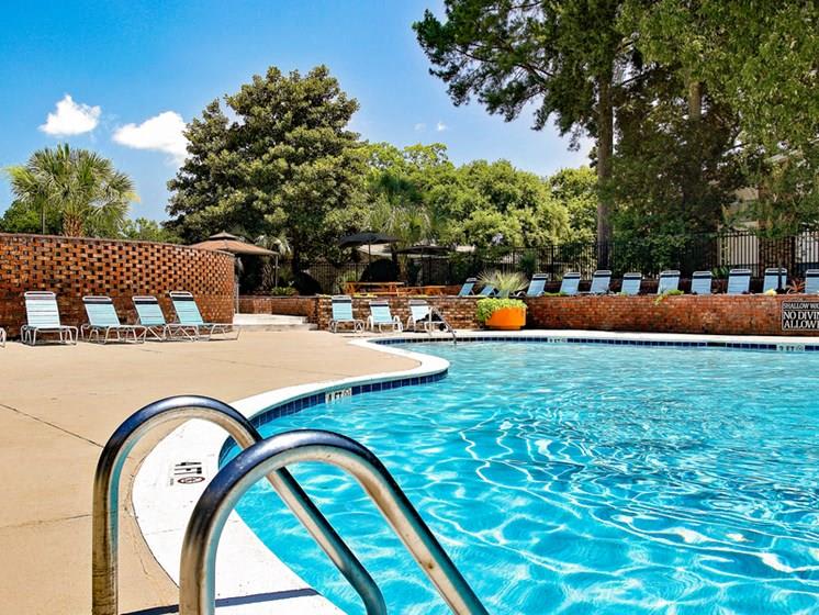 Apartments for Rent in West Ashley, South Carolina The Palms