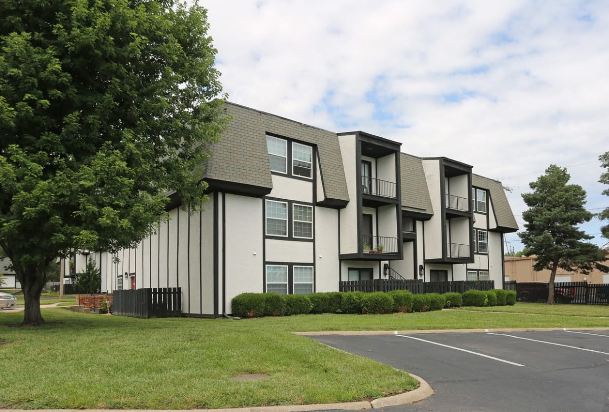 Huntley Ridge Apartments in Topeka, KS RENTCafe