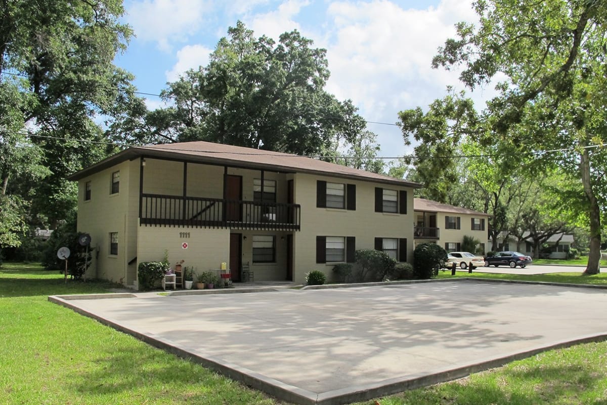 Lake Forest Apartments in Jacksonville, FL RENTCafe