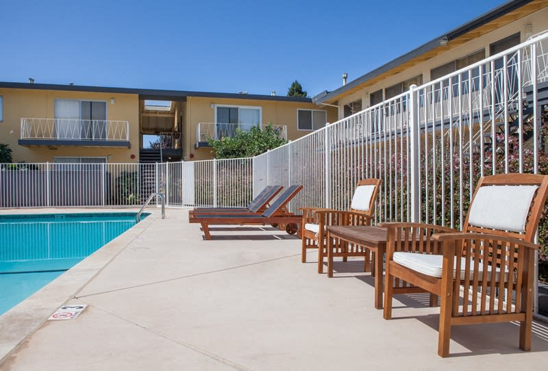 Photos and Video of Atrium Court Apartments in Mountain View CA