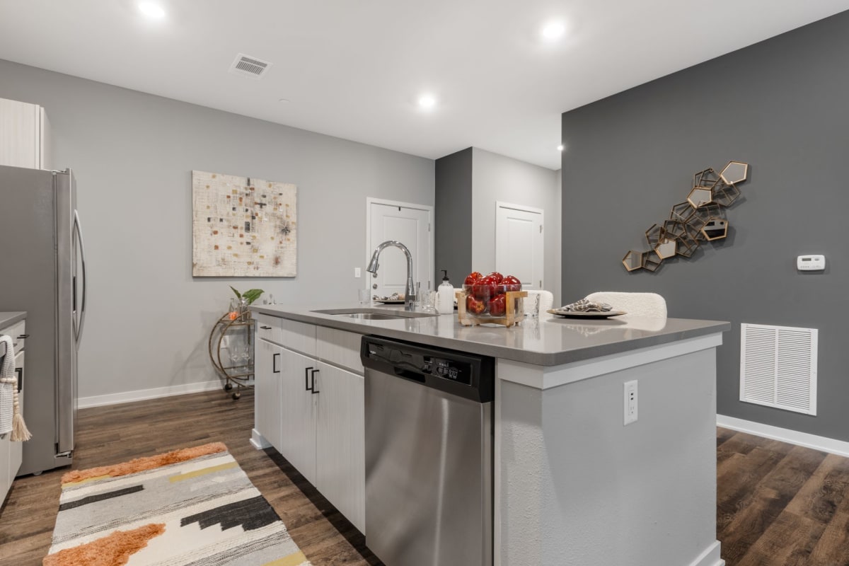 Photos and Video of Meeder Flats Apartment Homes in Cranberry Township, PA