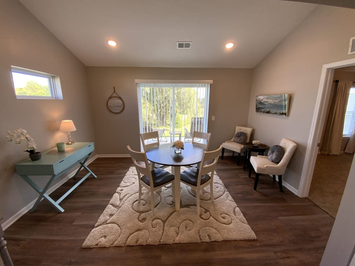 Photos and Video of Chestnut Woods in Howell, MI