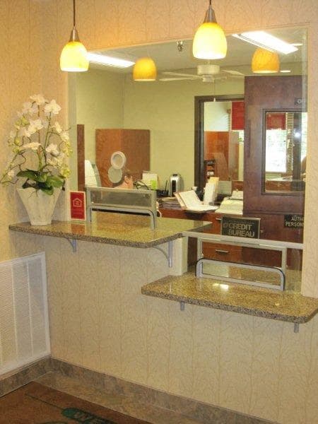 Bent Tree leasing office counter - Battle Creek, MI