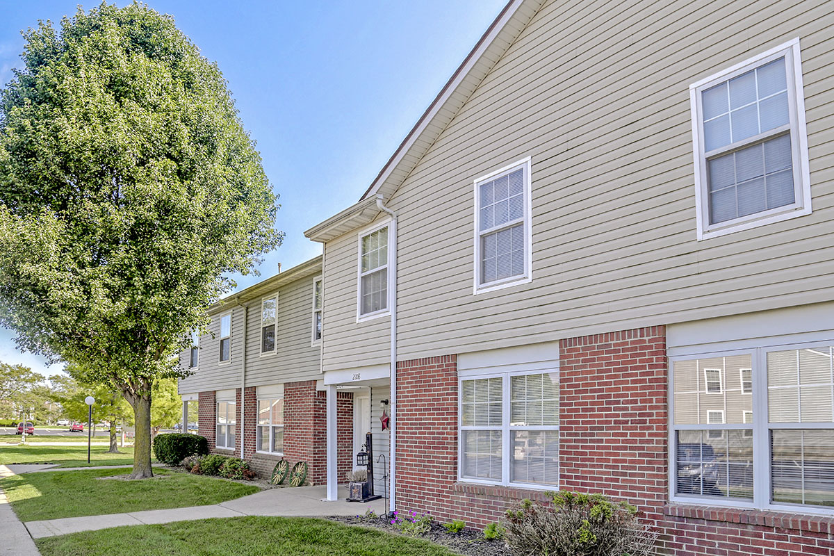 Photos and Video of Glennview Apartments in WCH, OH