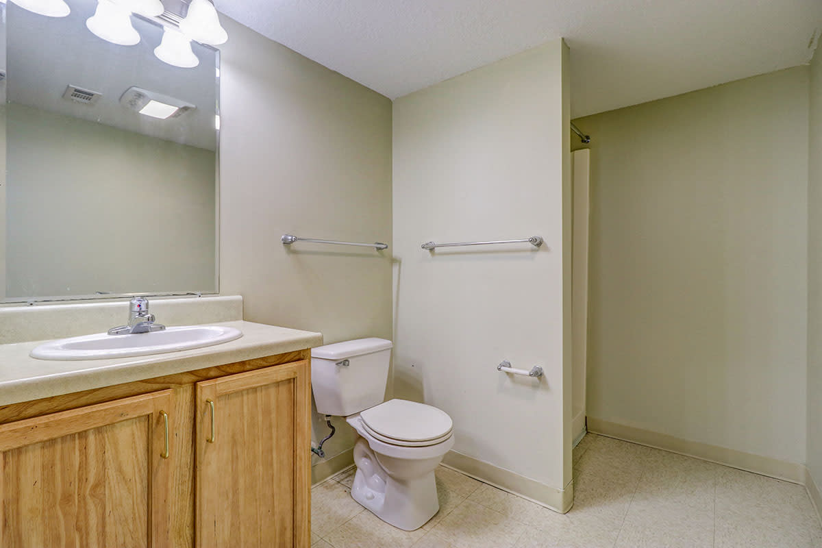 Photos and Video of Jenny Greene in Hardeeville, SC