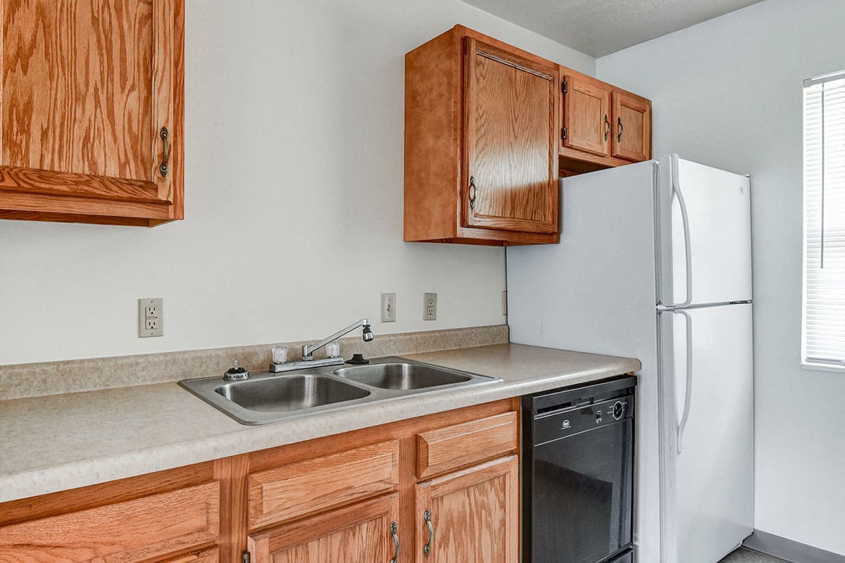 Photos and Video of Oakmont Greene I in Mt. Hope, WV