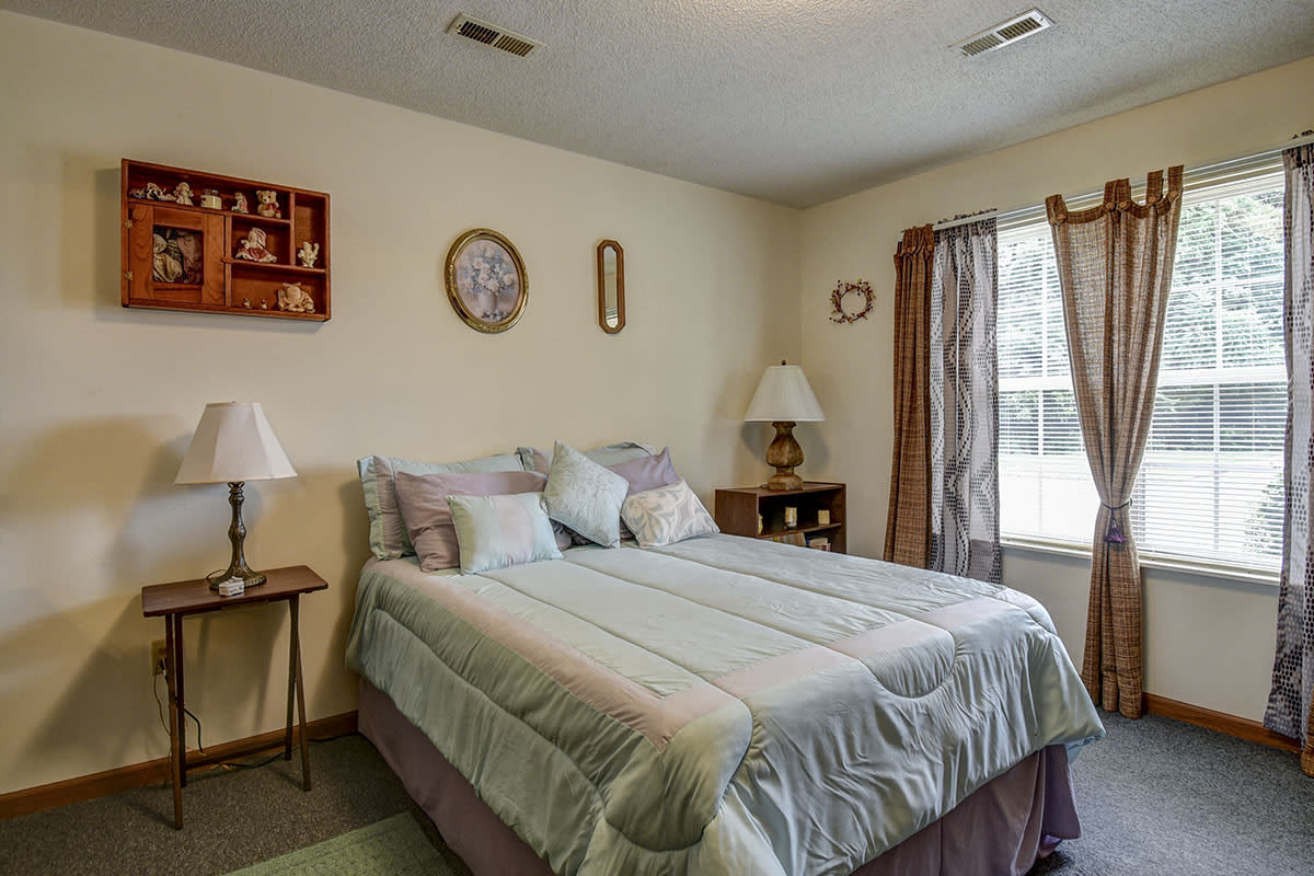 Photos and Video of Quaker Meadows in Hermitage, PA