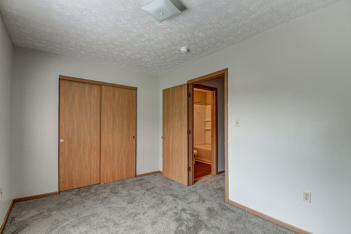 Photos and Video of Willow Greene in Bridgeport, WV