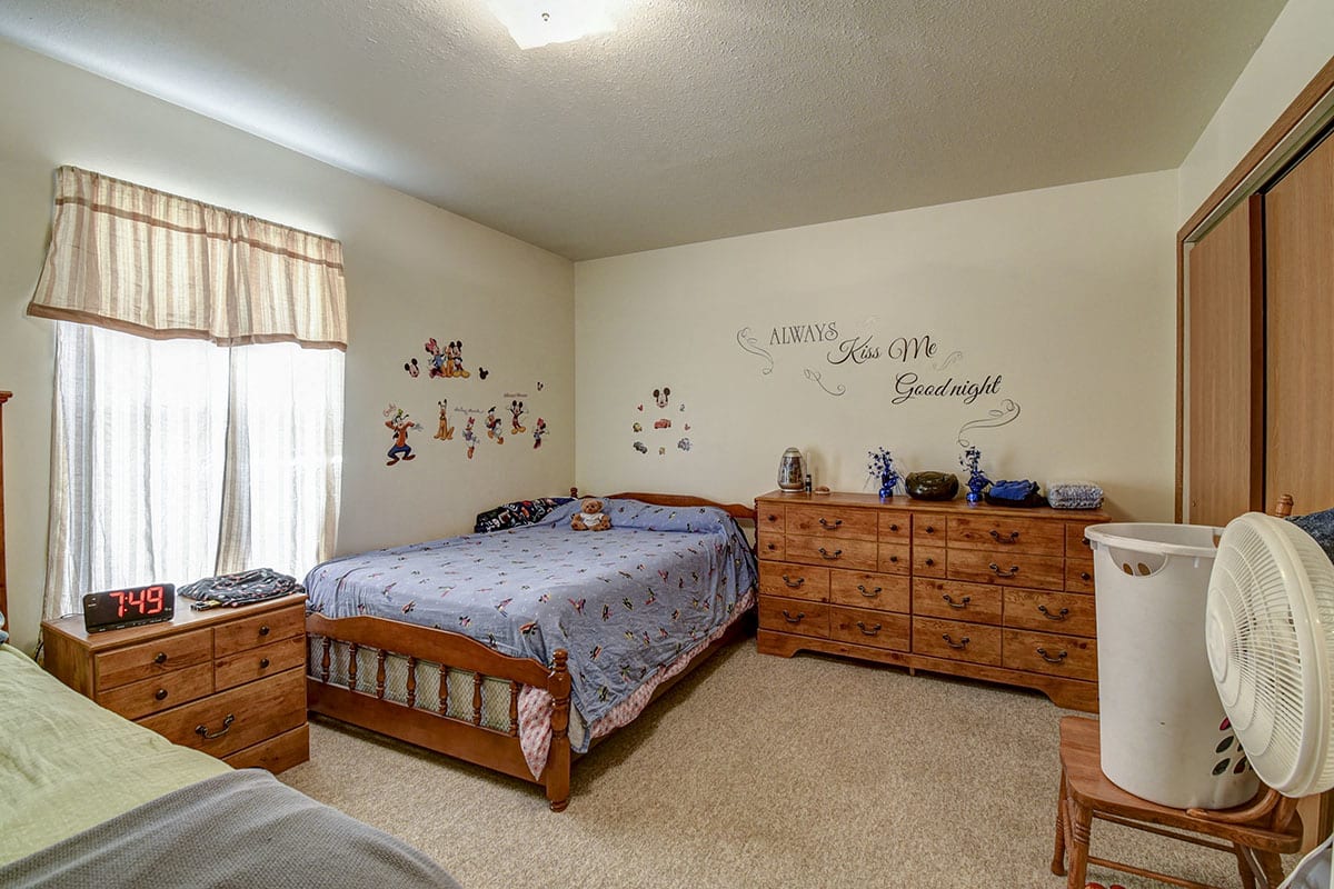 Photos and Video of Yellowbud Place in Moorefield, WV